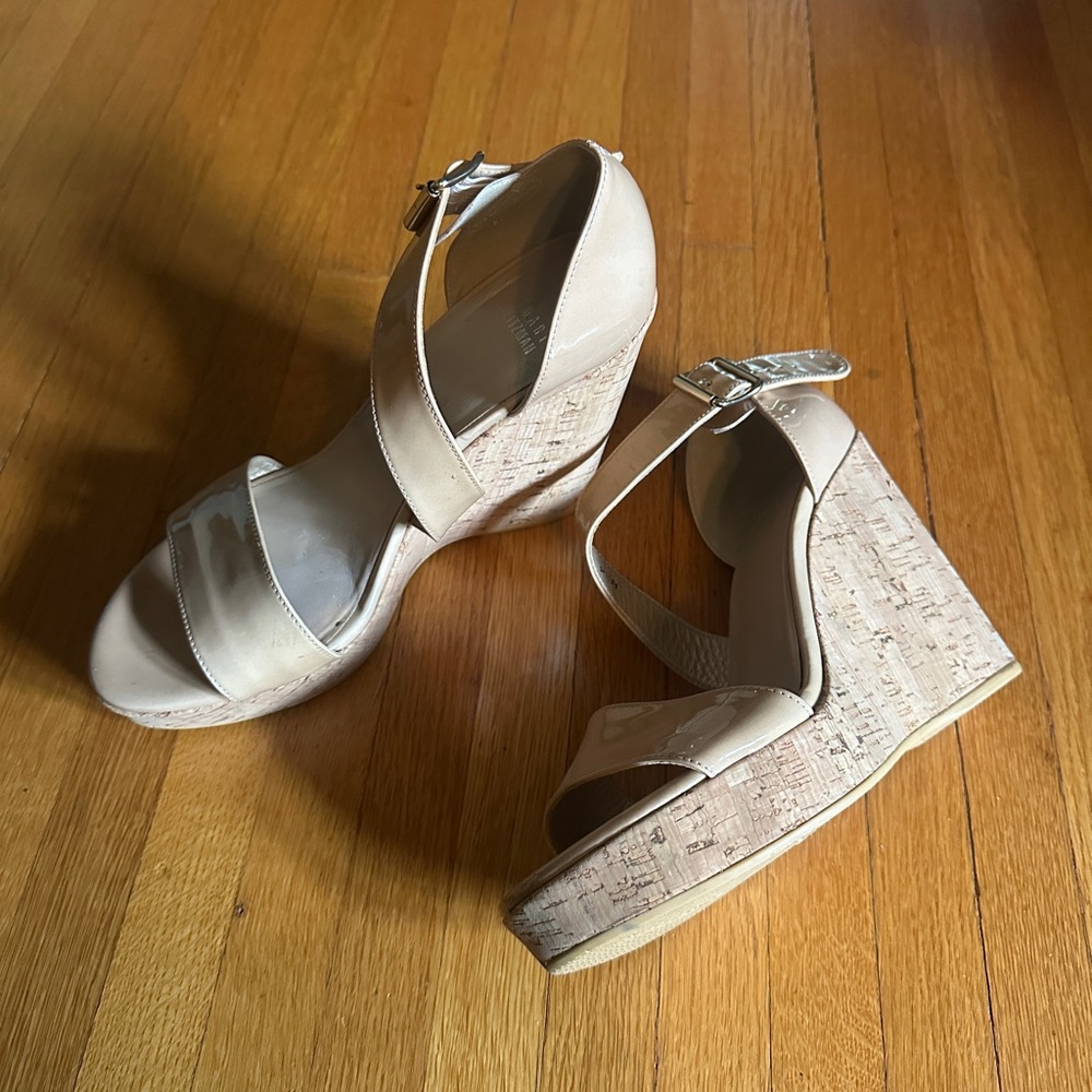 Stuart Weitzman Oneliner Light Nude Patent Leather Cork Wedge Sandals, Size 9.5